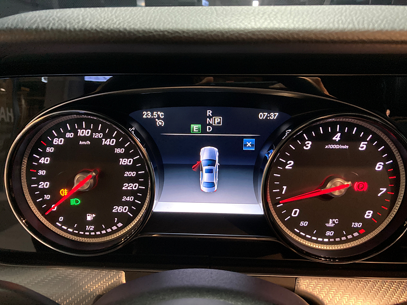 BENZ%20(135).jpg